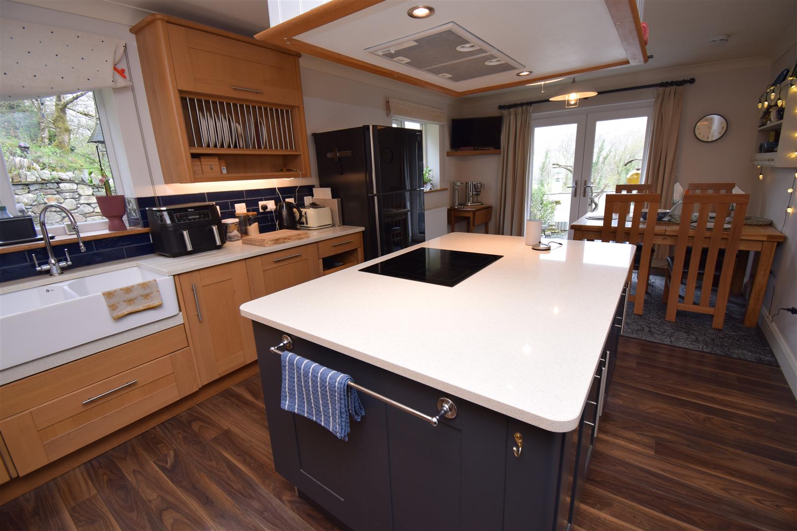 kitchen H.JPG